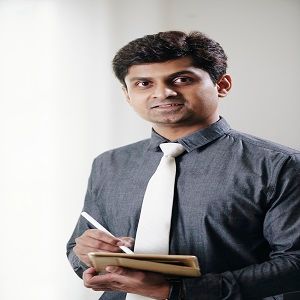 entrepreneur-taking-notes.jpg