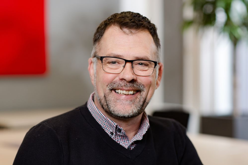 Paul Davies.jpg