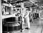 1-nylon-production-1950s-hagley-archive.jpg